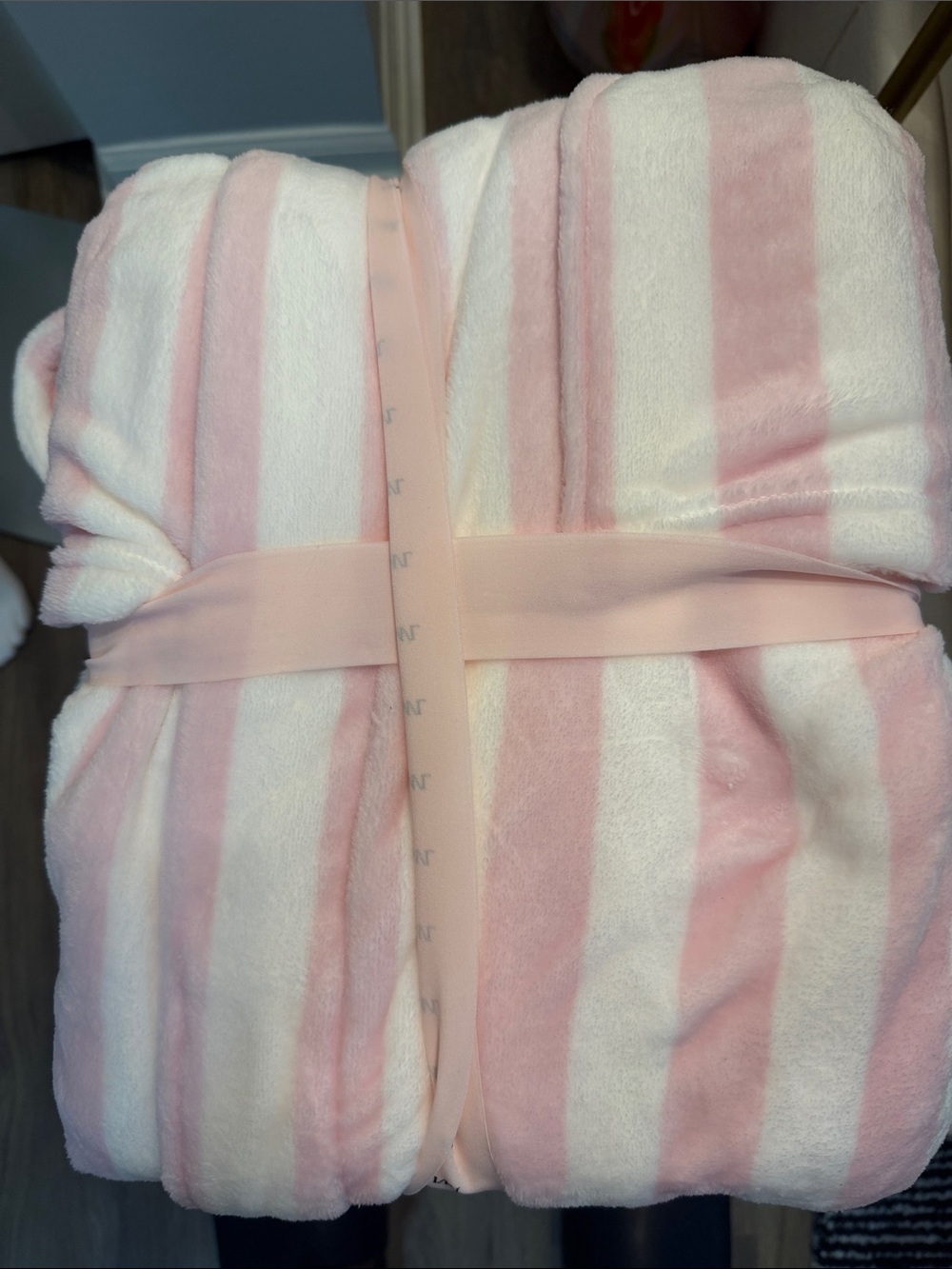 Victoria's Secret Pink and White Striped Plush Robe - Picture 3 of 3
